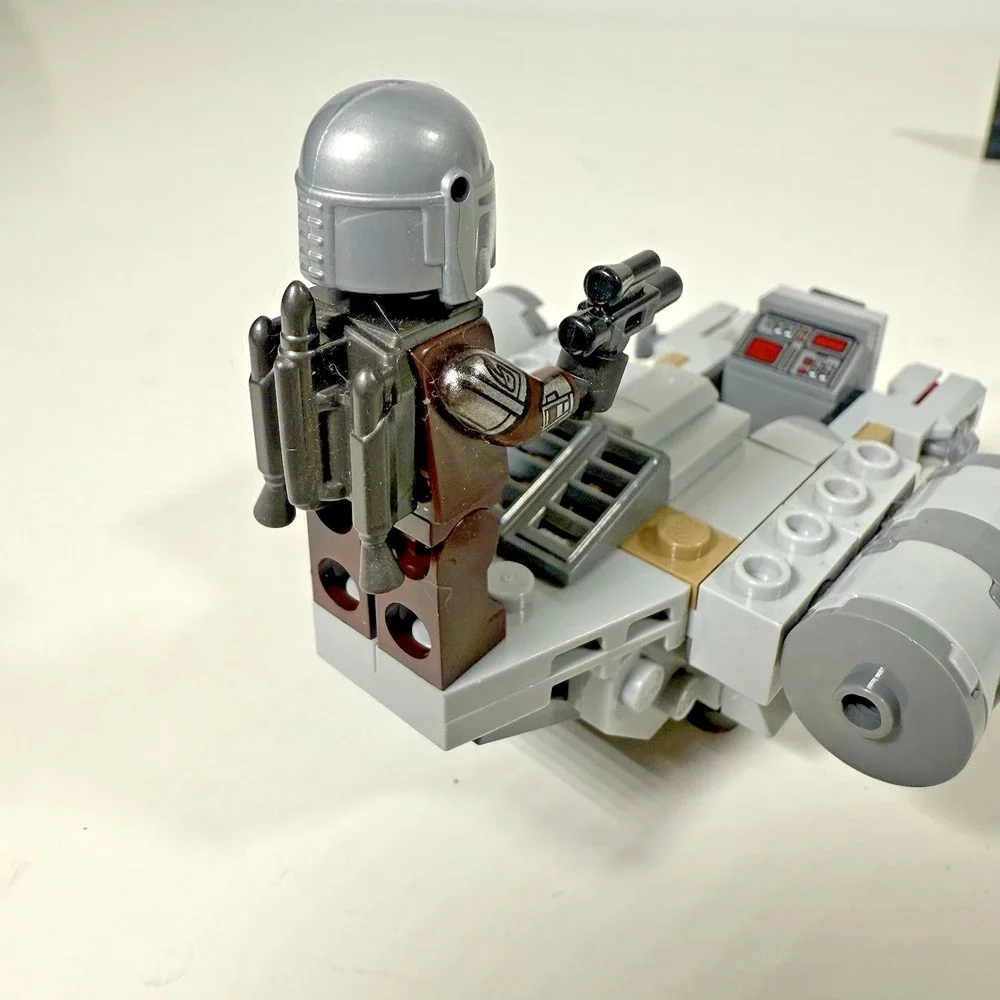 LEGO Star Wars The Mandalorian N-1 Starfighter Microfighter 75363 Kids Grey Set